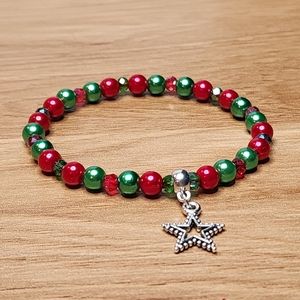 Christmas Star Red Green Crystal & Pearls Beaded Bracelet Handmade Silver Charm